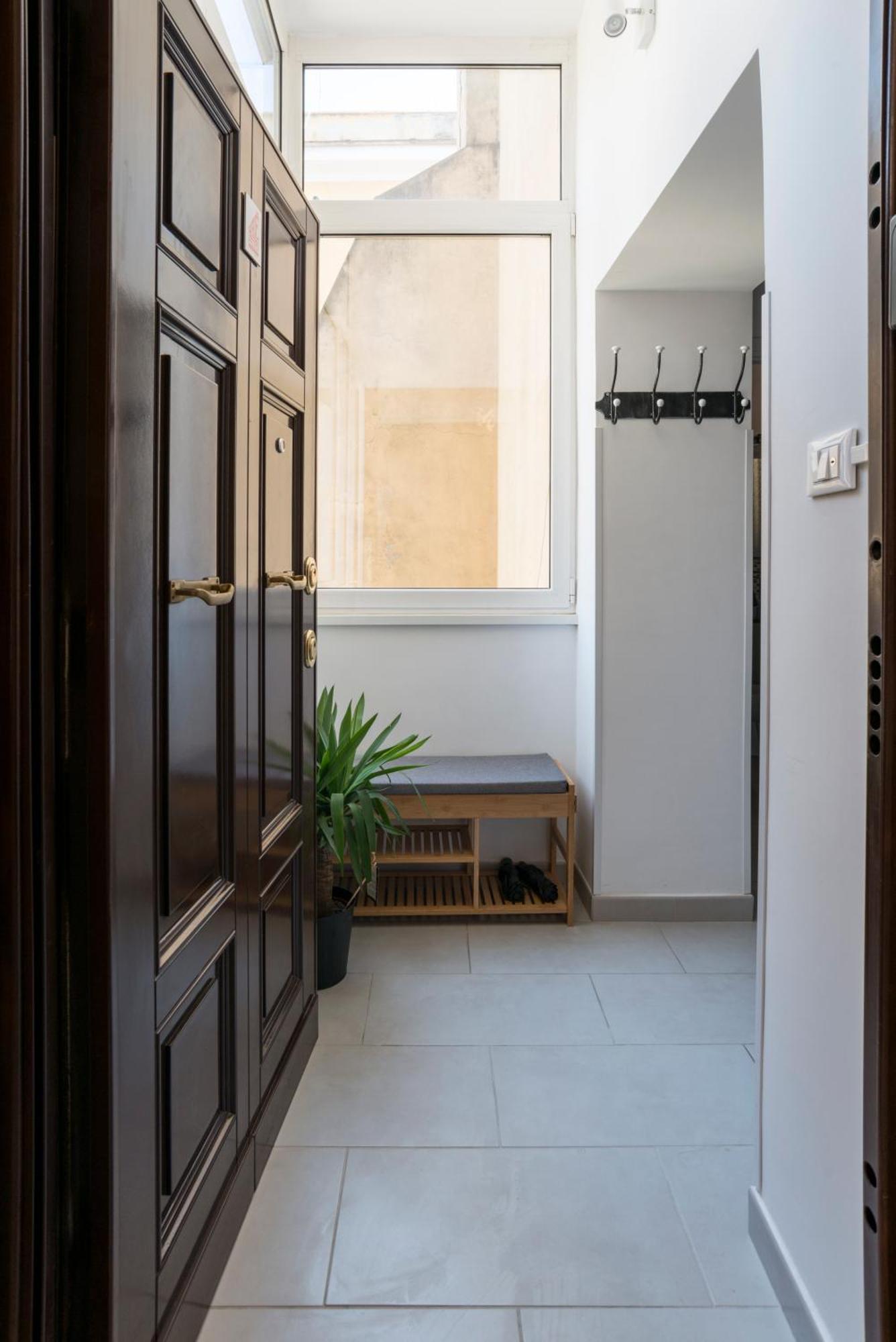 Half Palace, Relaxing Apartment In Rome San Lorenzo Екстериор снимка