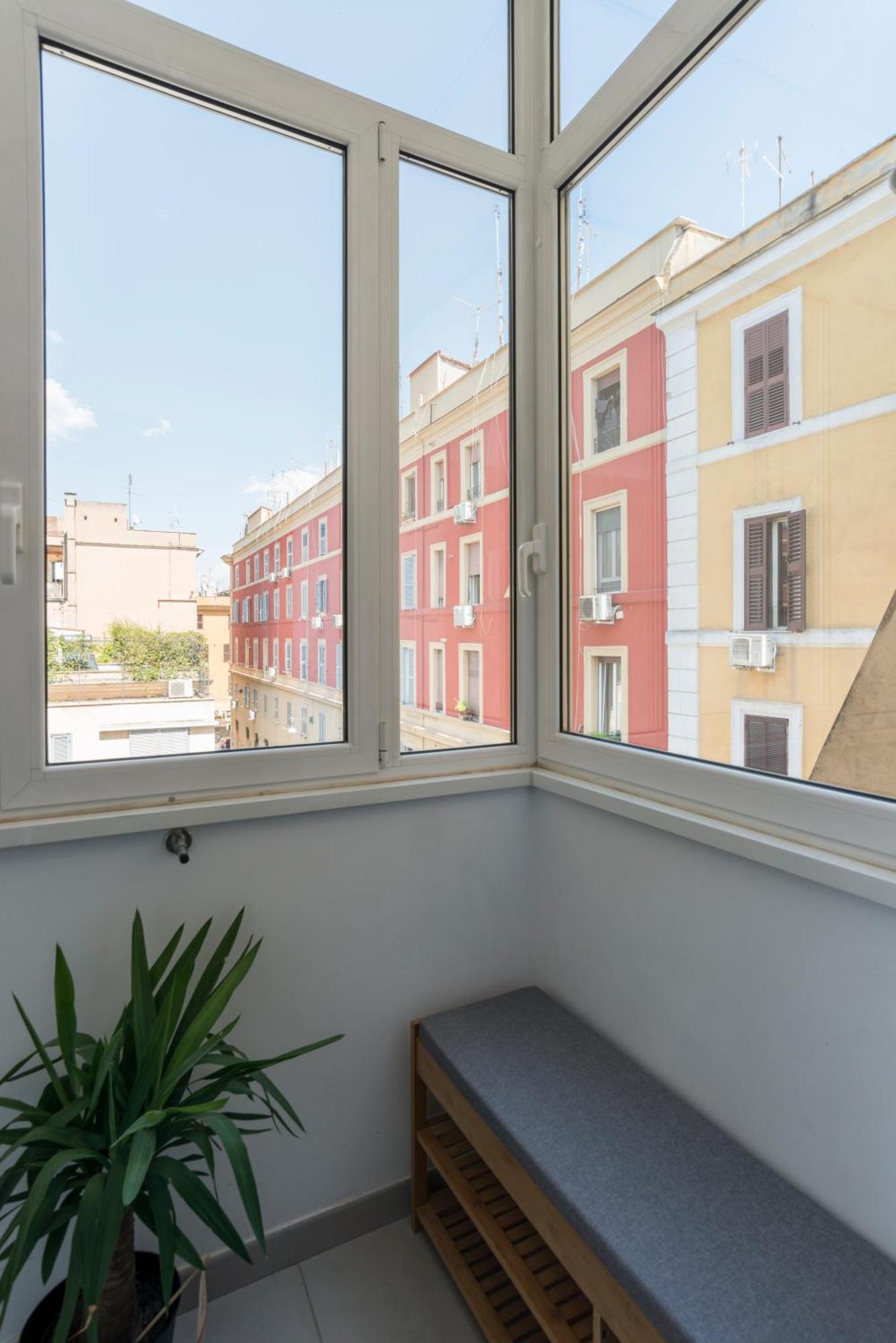 Half Palace, Relaxing Apartment In Rome San Lorenzo Екстериор снимка