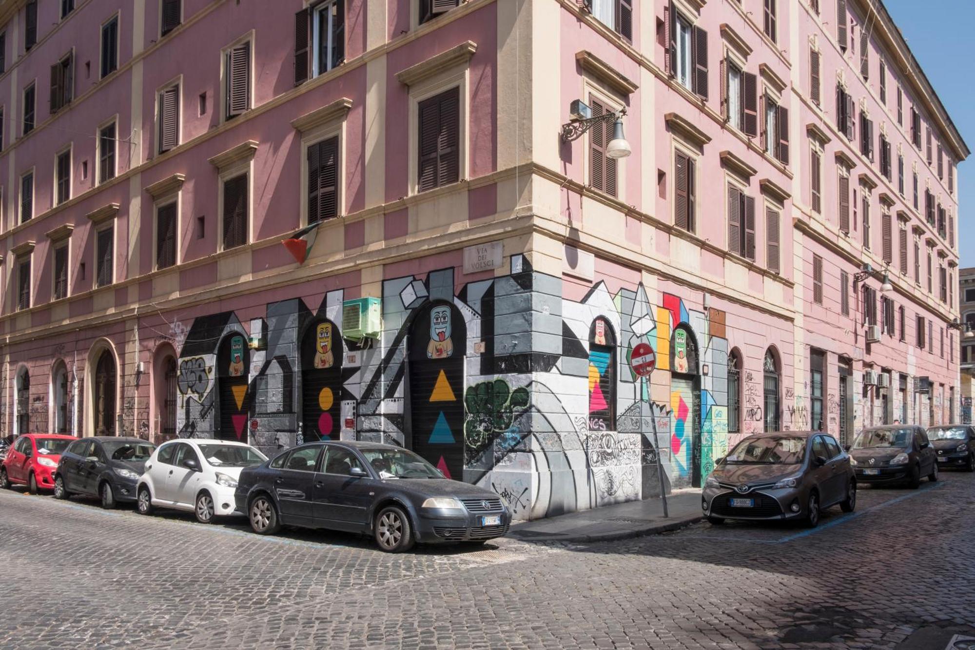 Half Palace, Relaxing Apartment In Rome San Lorenzo Екстериор снимка