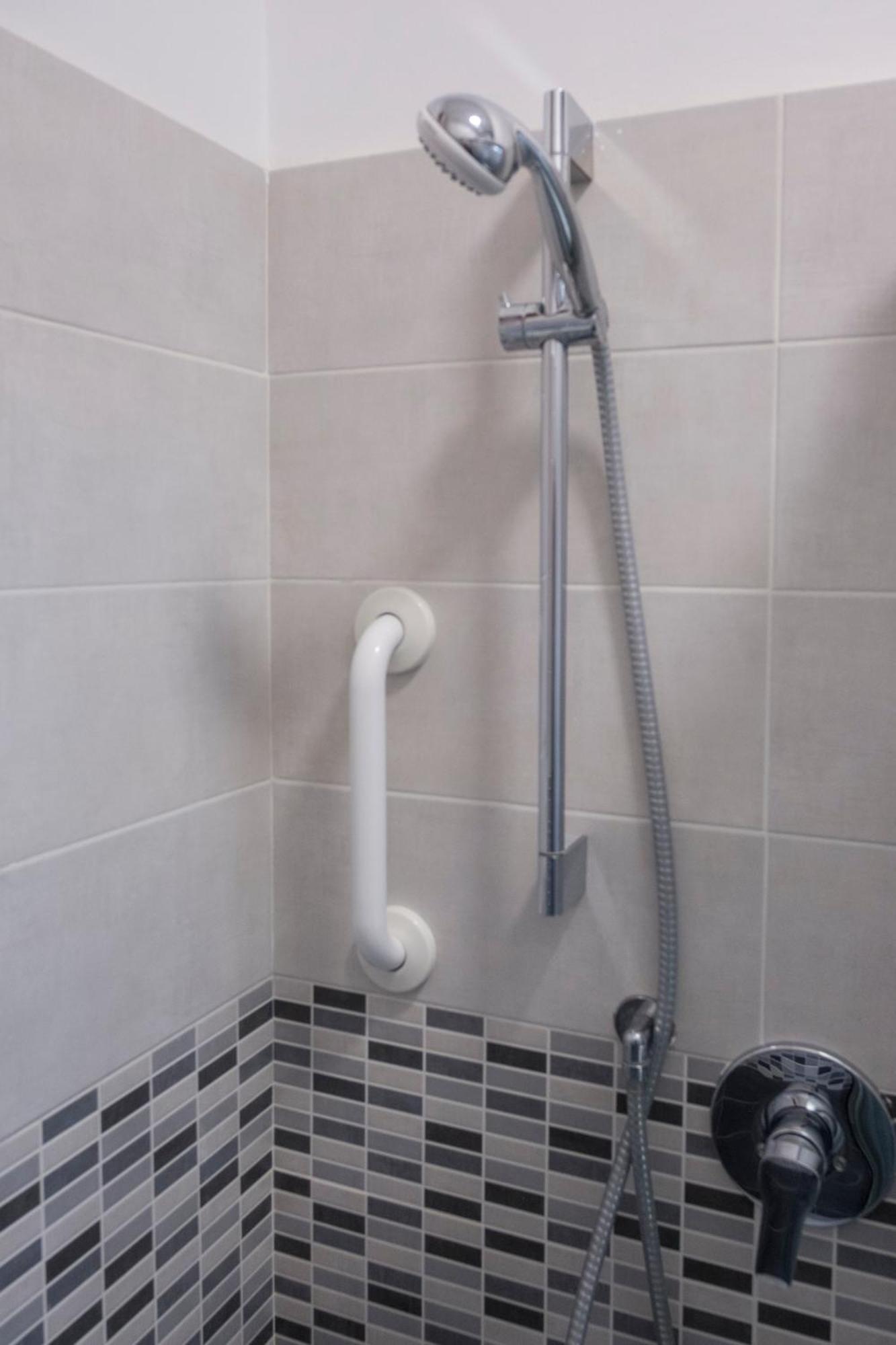 Half Palace, Relaxing Apartment In Rome San Lorenzo Екстериор снимка