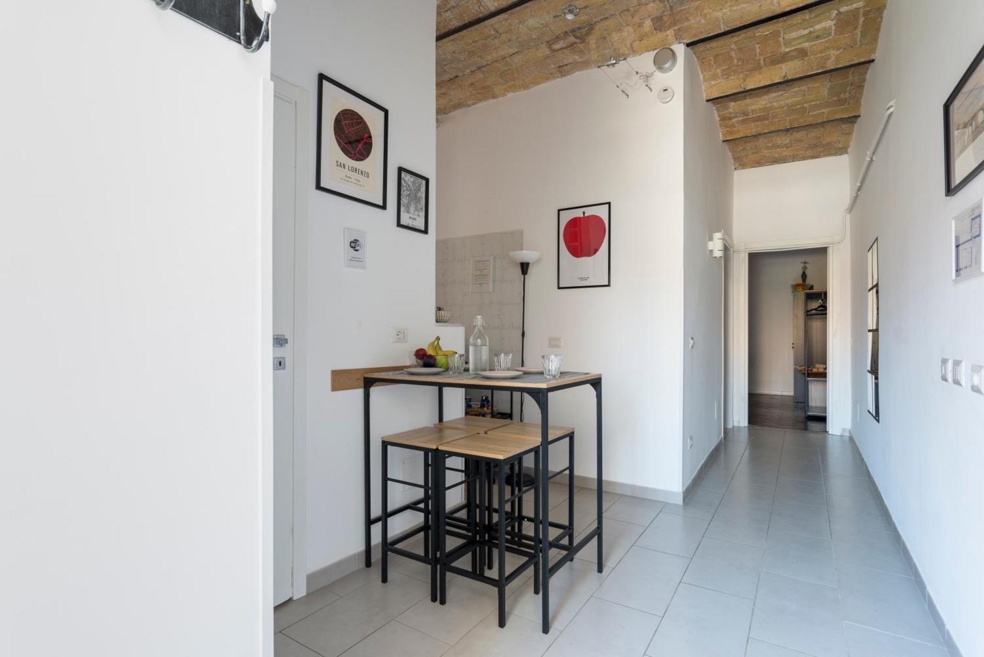 Half Palace, Relaxing Apartment In Rome San Lorenzo Екстериор снимка
