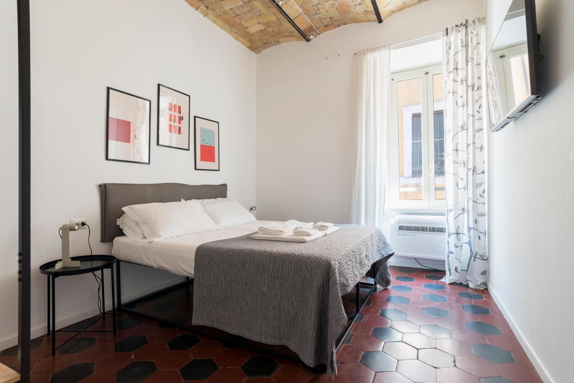 Half Palace, Relaxing Apartment In Rome San Lorenzo Екстериор снимка