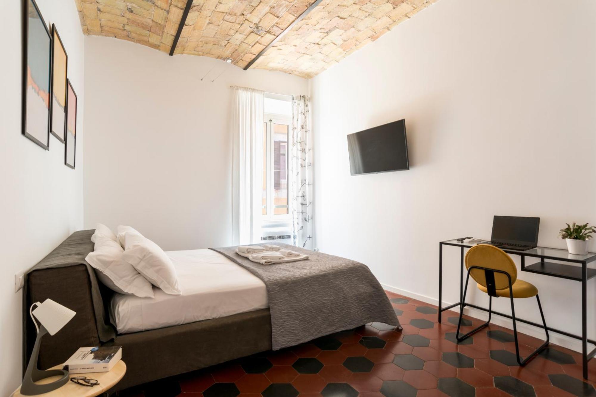 Half Palace, Relaxing Apartment In Rome San Lorenzo Екстериор снимка
