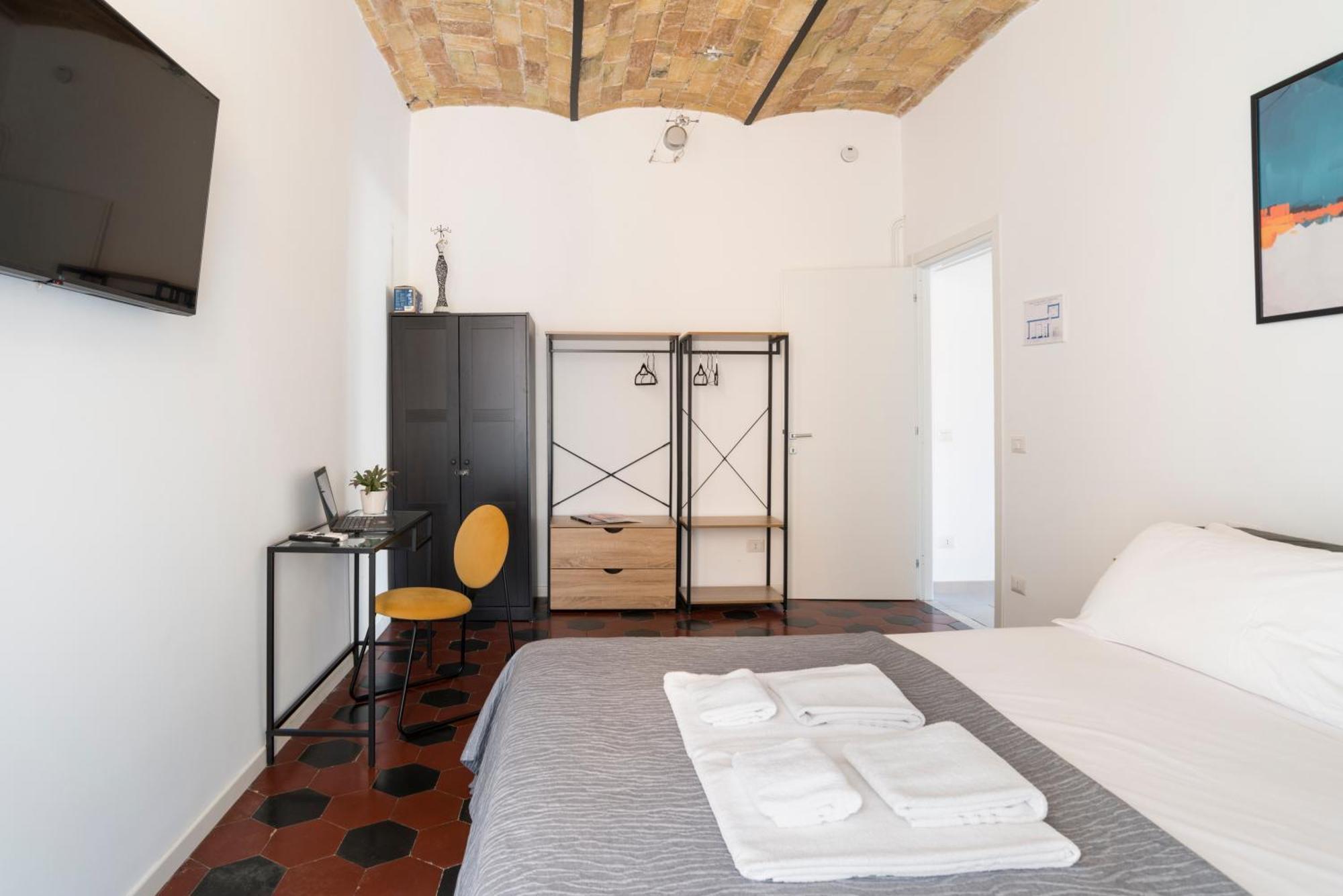 Half Palace, Relaxing Apartment In Rome San Lorenzo Екстериор снимка